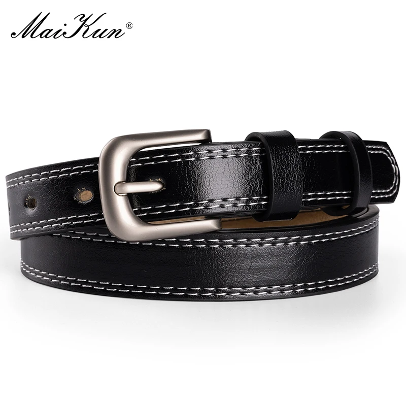 Leather Women’s Belt with Classic Buckle