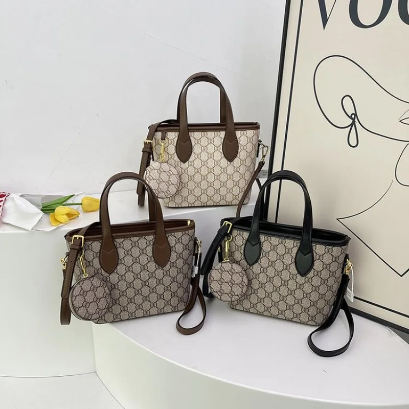 

Luxurious Fashion Shoulder Bags Adjustable Printing Exquisite Students Cross Body Bag Female Bag While Traveling Abroad