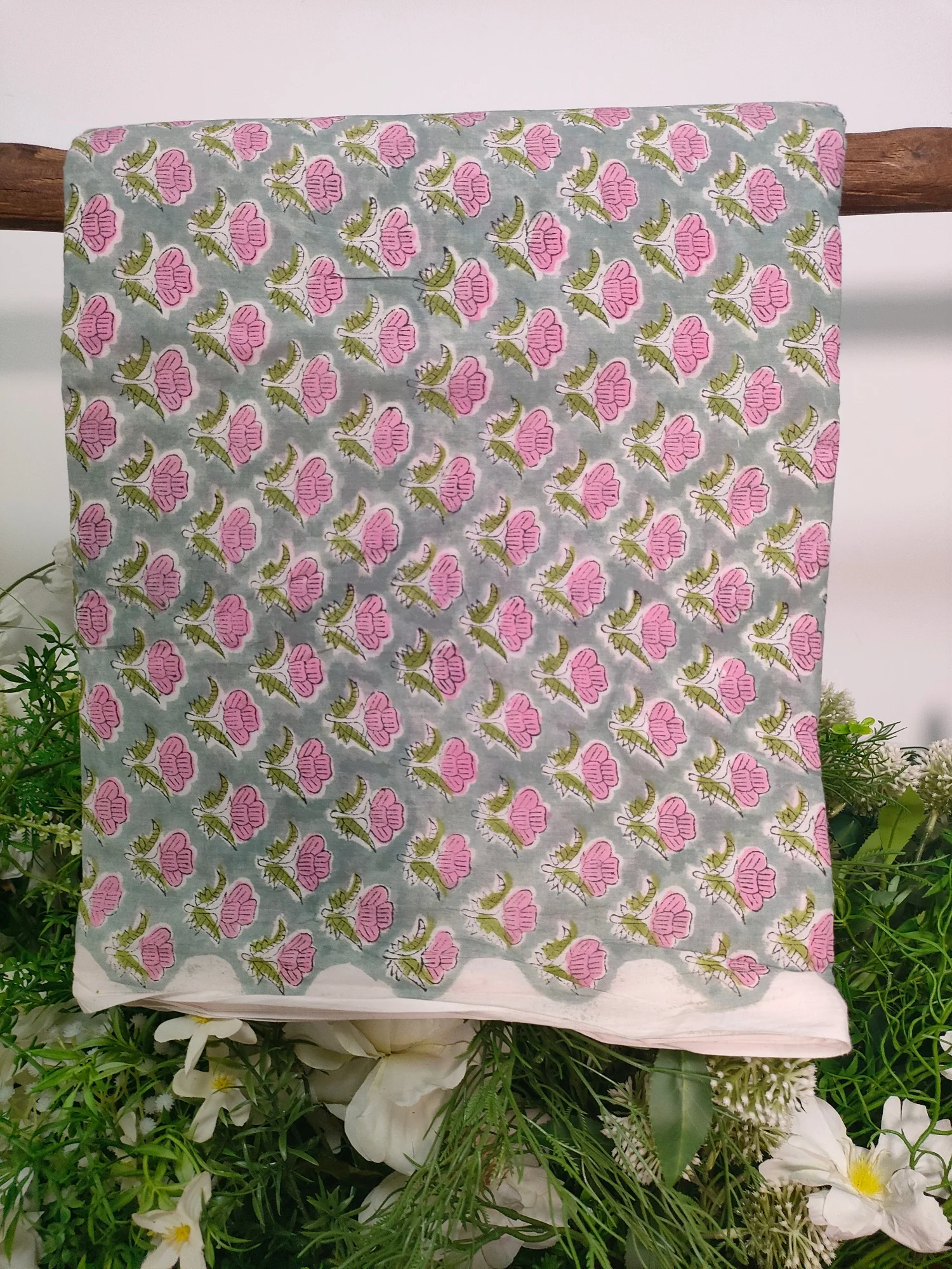 

India Block Print Fabric Summer Soft Floral Print Fabric for DIY Sewing Jacket Sofa Cover Pillowcase Clothing