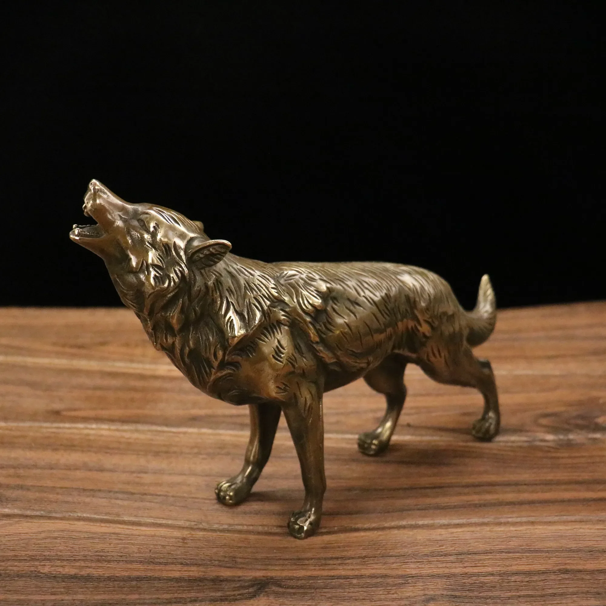 

13"Old Xizang Folk Collection Bronze Wolf statue Howl Gather wealth Office Ornaments Town House Exorcism Ward off evil spirits