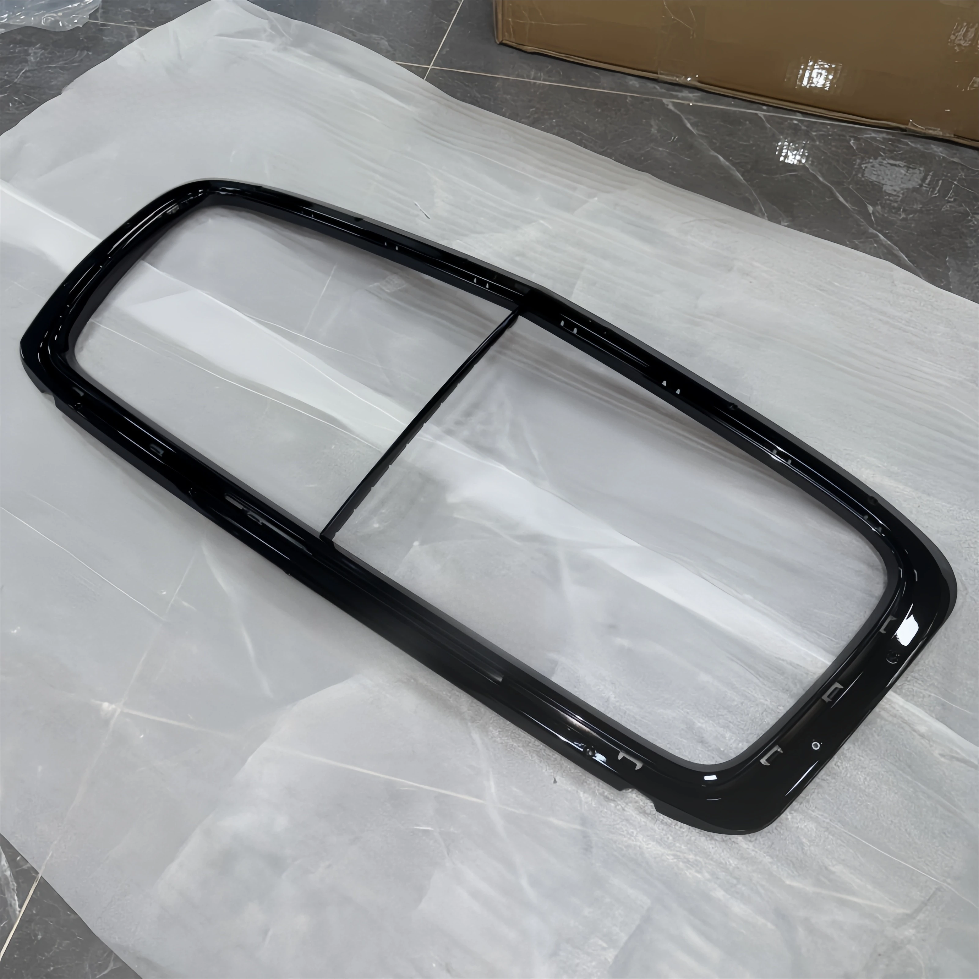

OEM 3W3853667E пластиковая передняя решетка радиатора сетчатая накладка для Bentley Continental GT GTC 2016-2019, новый состояние, черный цвет