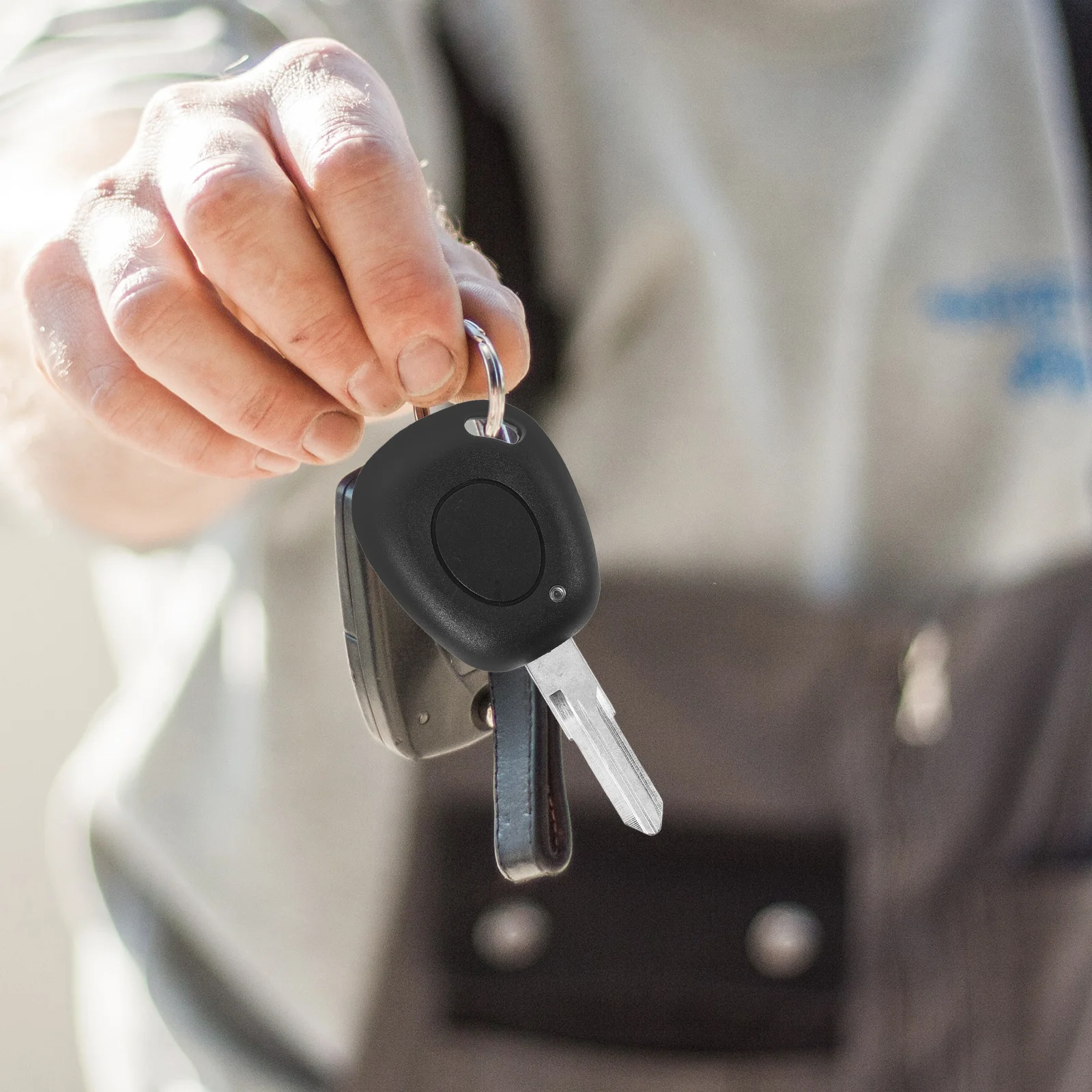 

Mikinona 2pcs Car Key Shell Remote Fob Cover Holder with Chain Copper Hardware Black