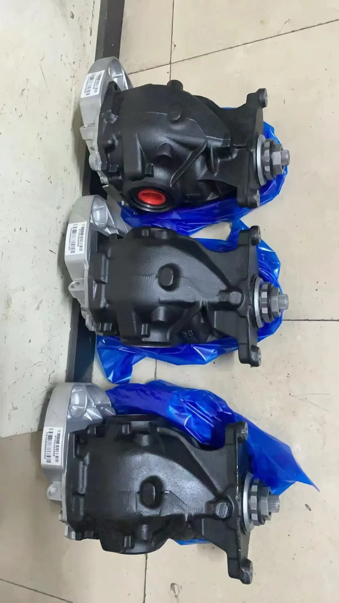 33 10 7 590 911 33 10 7 690 912 33107590911 33107690912 For BMW X5 E70 N55 Rear Differential Gearbox 24008601177 8HP45X