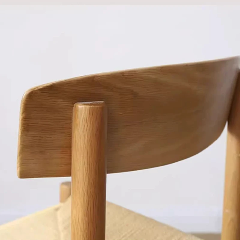 Sedia da pranzo in legno Sedie per tessitura in corda di paglia retrò Mobili interni portatili creativi Sedia da pranzo Sedie dal design artistico semplice