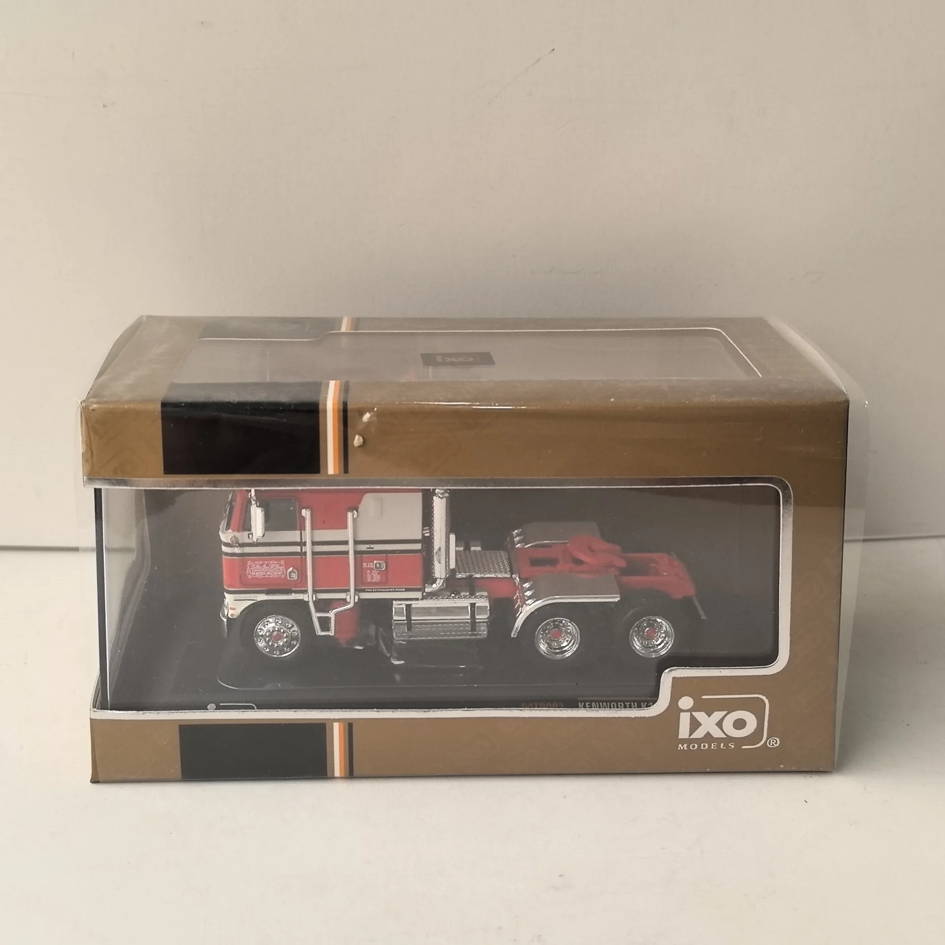 Diecast IXO escala 1:64 KENWORTH K100 Aerodyne 1976 Kenworth Tractor camión coche en miniatura de aleación