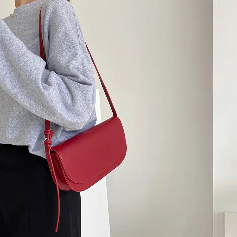 Fashion Red Retro Simple Style Shoulder Bag Women Leather Texture 2024 Spring New Crossbody Bag Korean Popular Small Square Bag