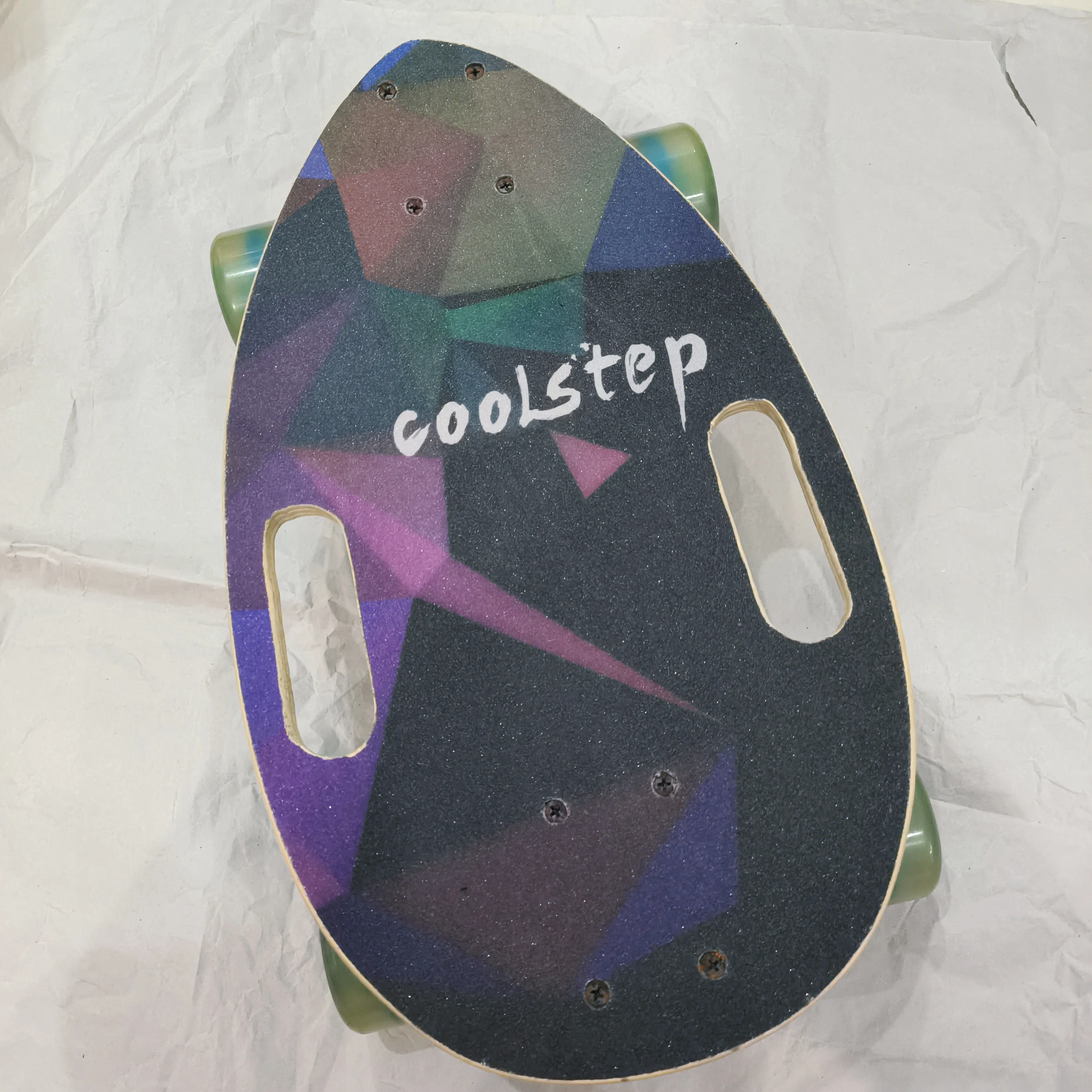 

Cruiser Egg skateboard Small City Travel Skating Mini Skate Scooter Portable Maple Deck Skate Board