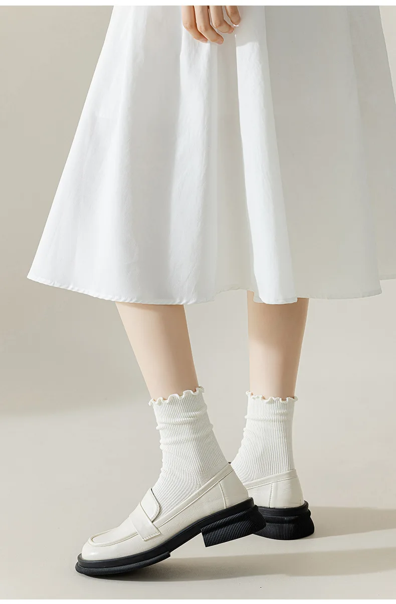 6 Paar Rüschensocken für Damen, Baumwolle, einfarbig, mittellange Socken, niedliche, kawaii, koreanische, atmungsaktive, schwarz-weiße kurze Strümpfe – Detail 4