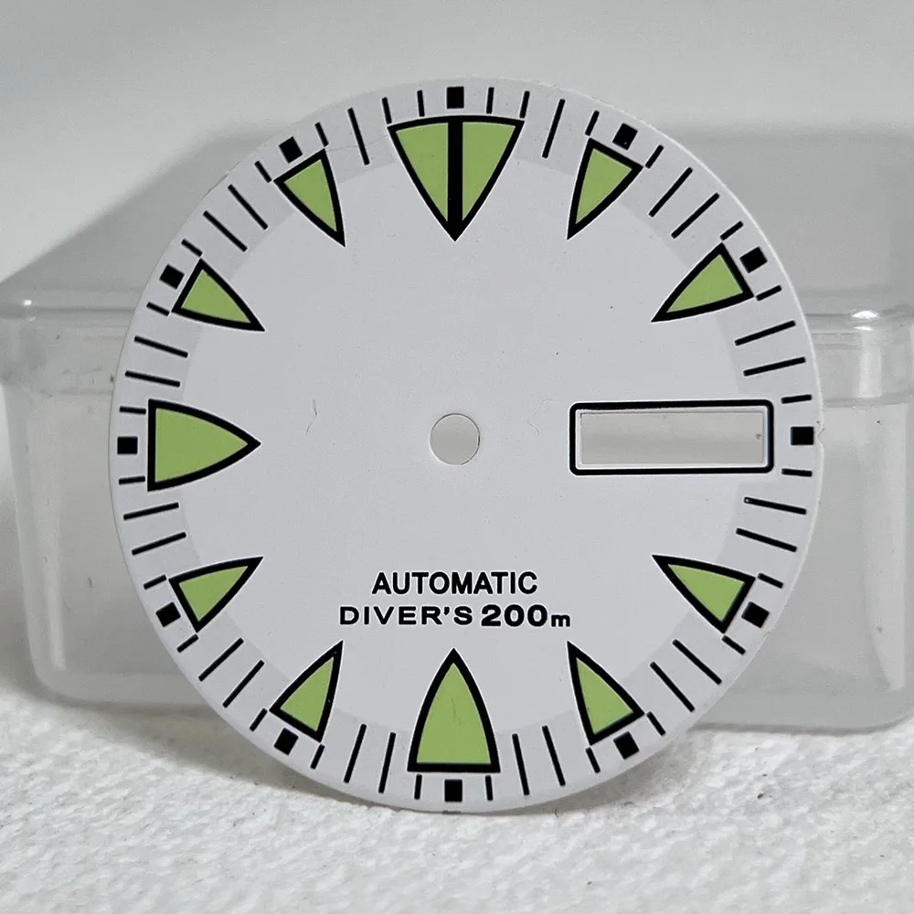 28.5mm Matte Triangle Markers Dive Dial Green Luminous 3 o'clock Day Date For NH36 DIY Vintage Watch Mod Replacement Parts