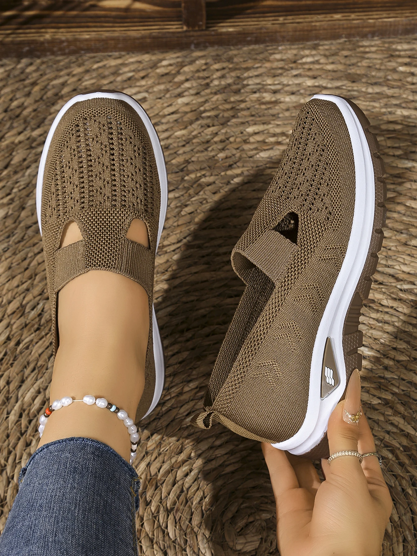 Atmungsaktive Mesh-Flachmules für Damen, leichte Slip-On-Wanderschuhe, bequem, vielseitig, für den täglichen Gebrauch, für Reisen im Freien, lässige Mutter-Schuhe – Detail 37