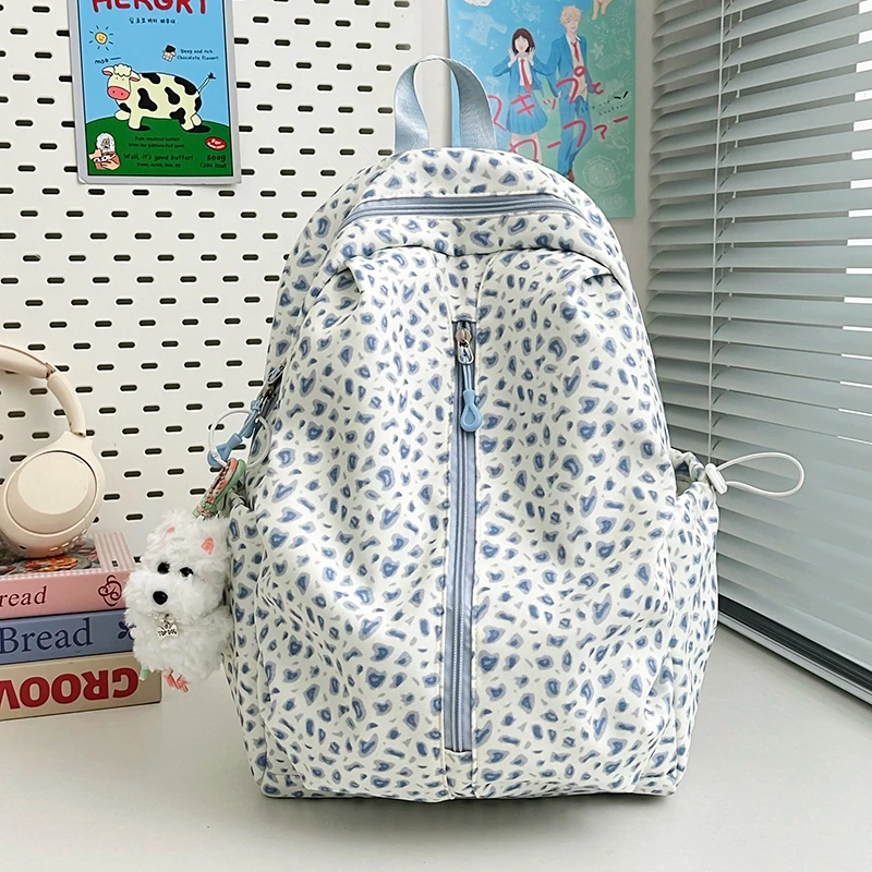 

Solid Nylon Popularity Fashion Backpacks Large Capacity Commuting Sweet School Bags Versatile Design Casual Backpacks for Women