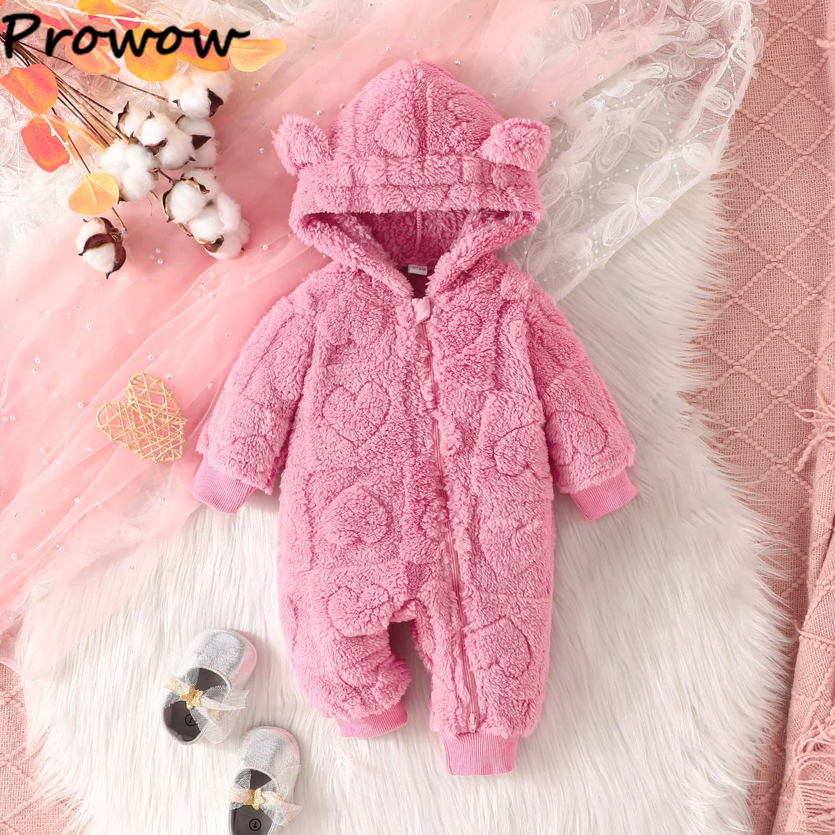 

Детский зимний комбинезон для девочек, теплый флисовый комбинезон с капюшоном и длинными рукавами в форме сердца, боди для младенцев, одежда для новорожденных девочек 2025