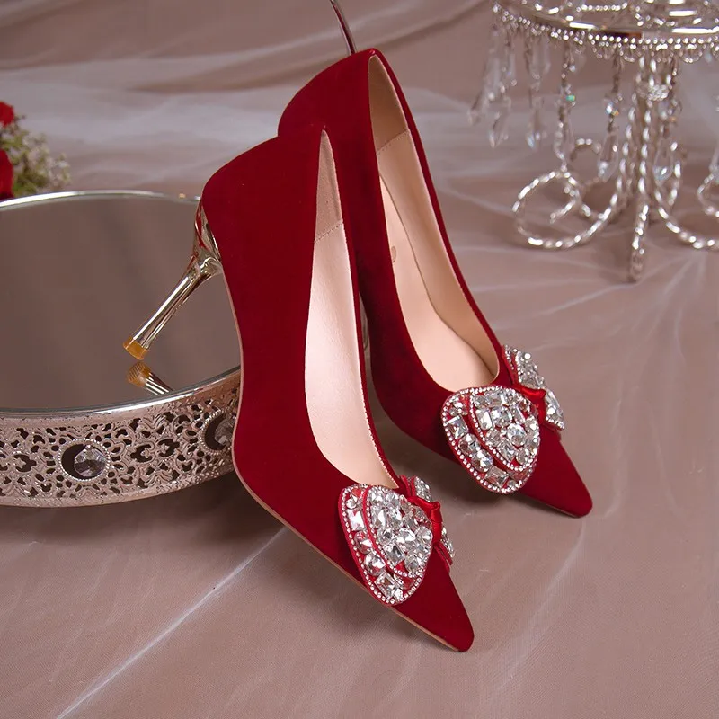 2023 New Shoes Wine Red Not Tired Foot High Heels French Fine Heels Pearl Fashion Versatile Women's High Heels