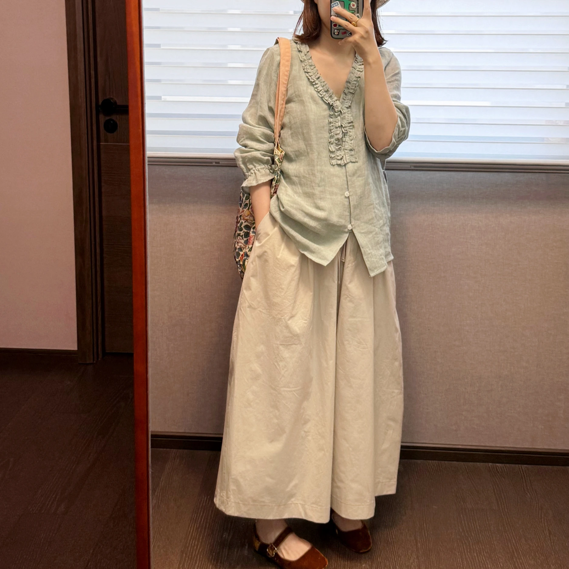 

Slimming Pure Linen irt with V-Ne And Narrow Stripes Comfortable Loose Fit for Women Commute Sle Long Sve Summer