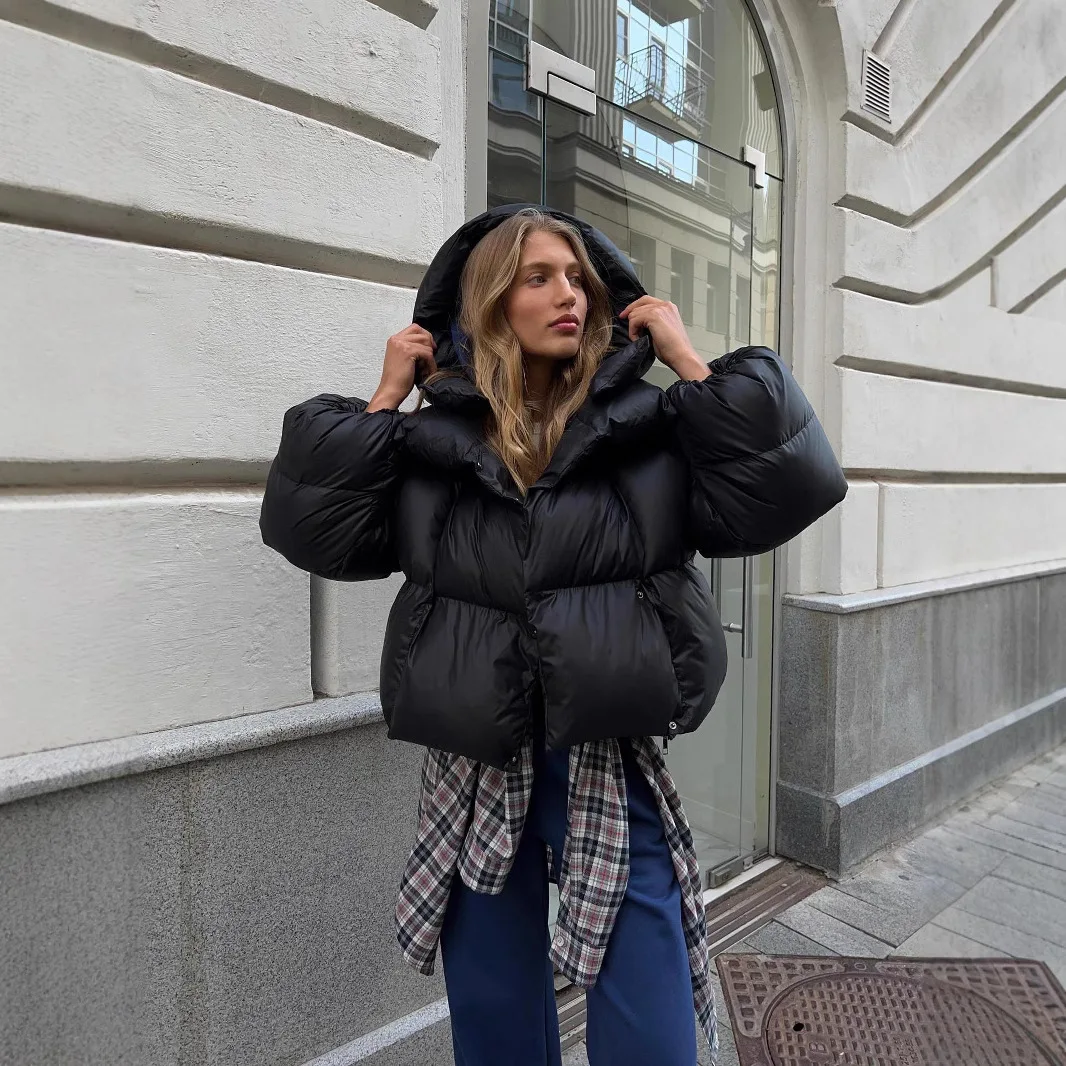 

Oversize Short Padded Hooded Mans Jackets, Simple Thick Bread Mens Parka, Solid Color WoMan Coat