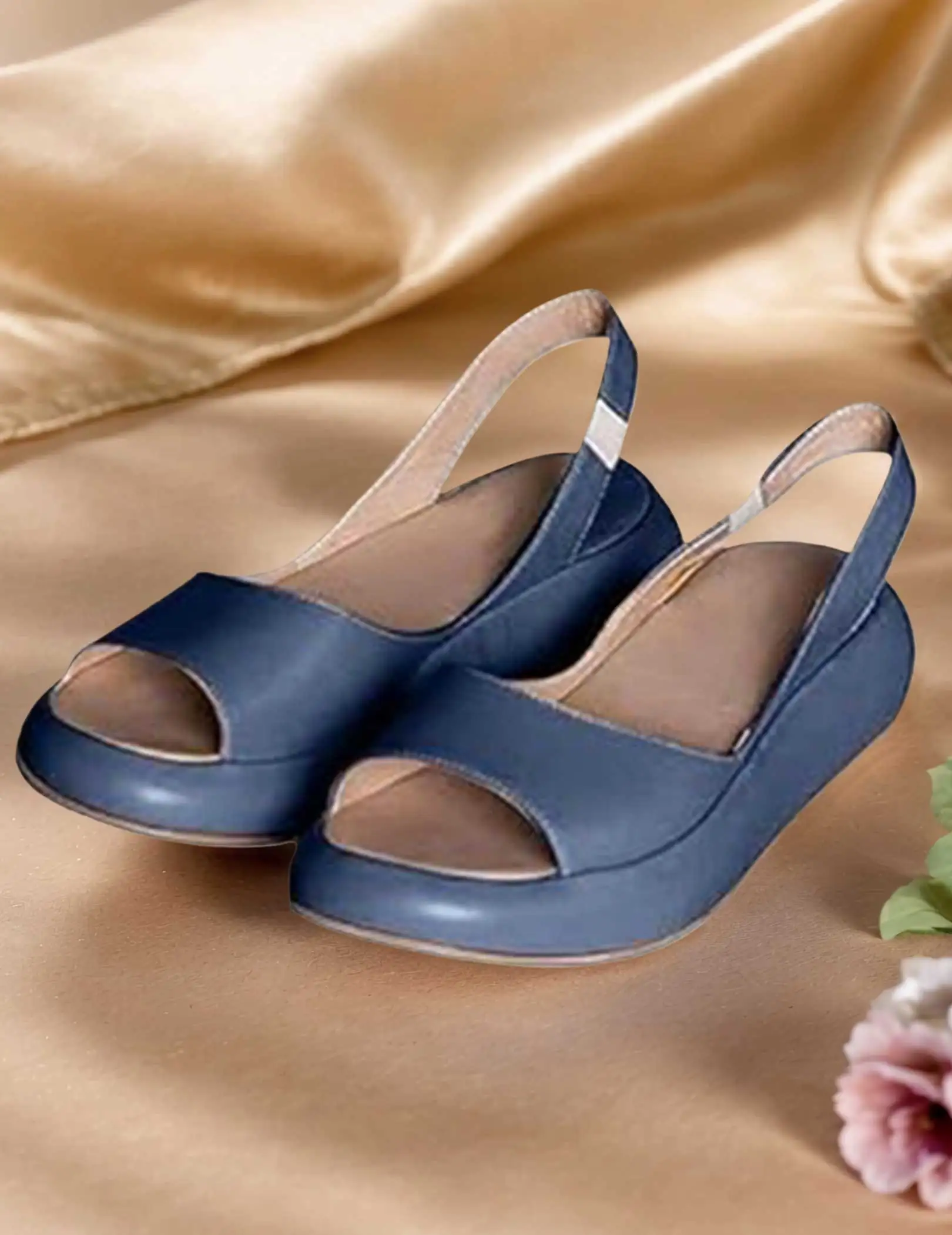 Женские босоножки на танкетке, сандалии с открытым носком, сандалии без шнуровки с эластичным ремешком сзади, удобные повседневные прогулочные сандалии для всех форм ног