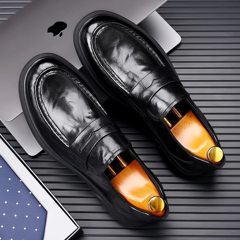 

New Black/brown Shoes Men Loafers Breathable Soft Moccasins Man High Quality Casual Leather Boat Shoes Men Flats Driving Shoes