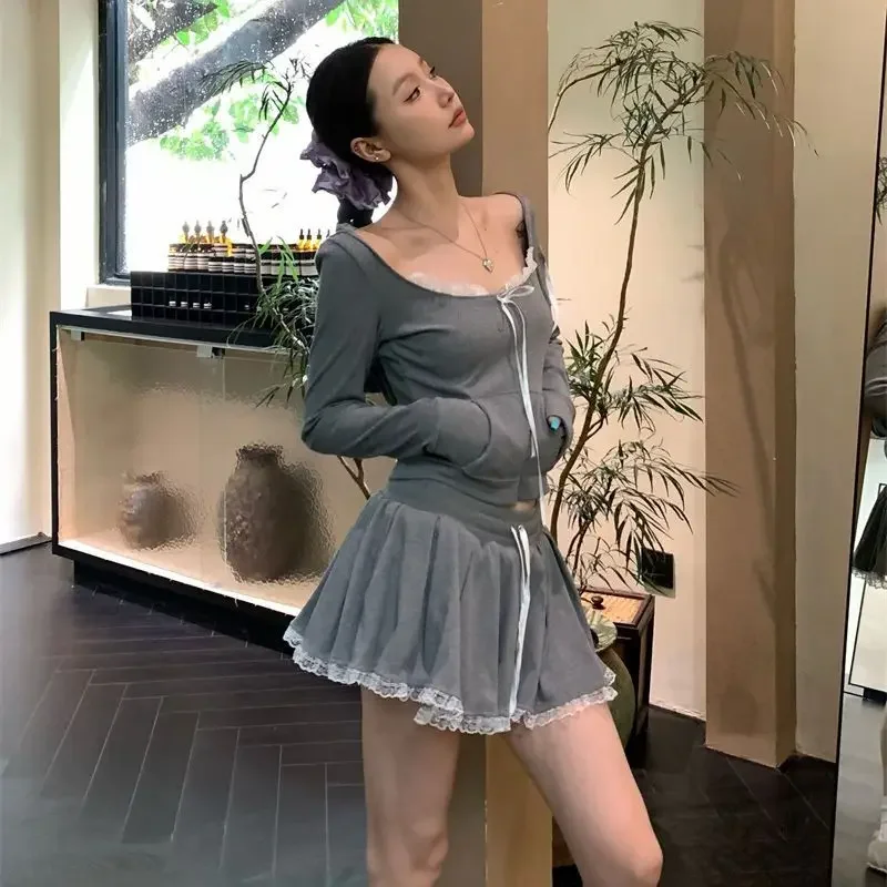 2000s harajuku cinza casual 2 peça conjunto e-girls rendas magro colheita topos + doce magro y2k mini saia mulher 2025 novo estilo coreano terno