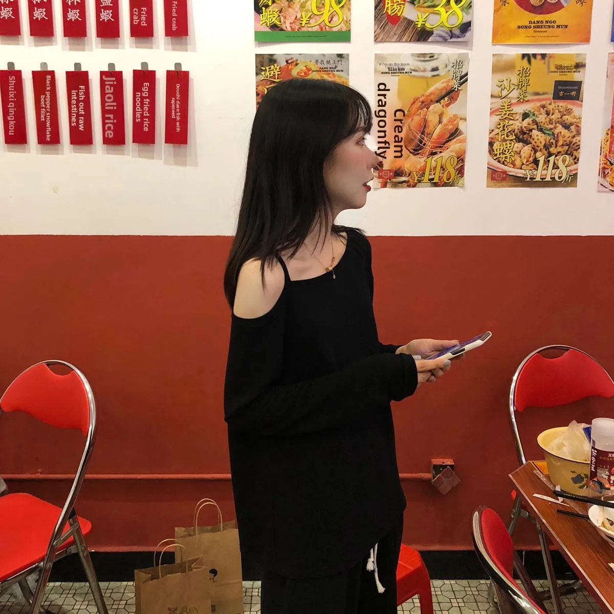 เสื้อยืดแขนยาวผู้หญิง ดีไซน์เปิดไหล่ สำหรับฤดูร้อน ป้องกันแสงแดด สีพื้น เรียบง่าย สไตล์ลำลอง แฟชั่น