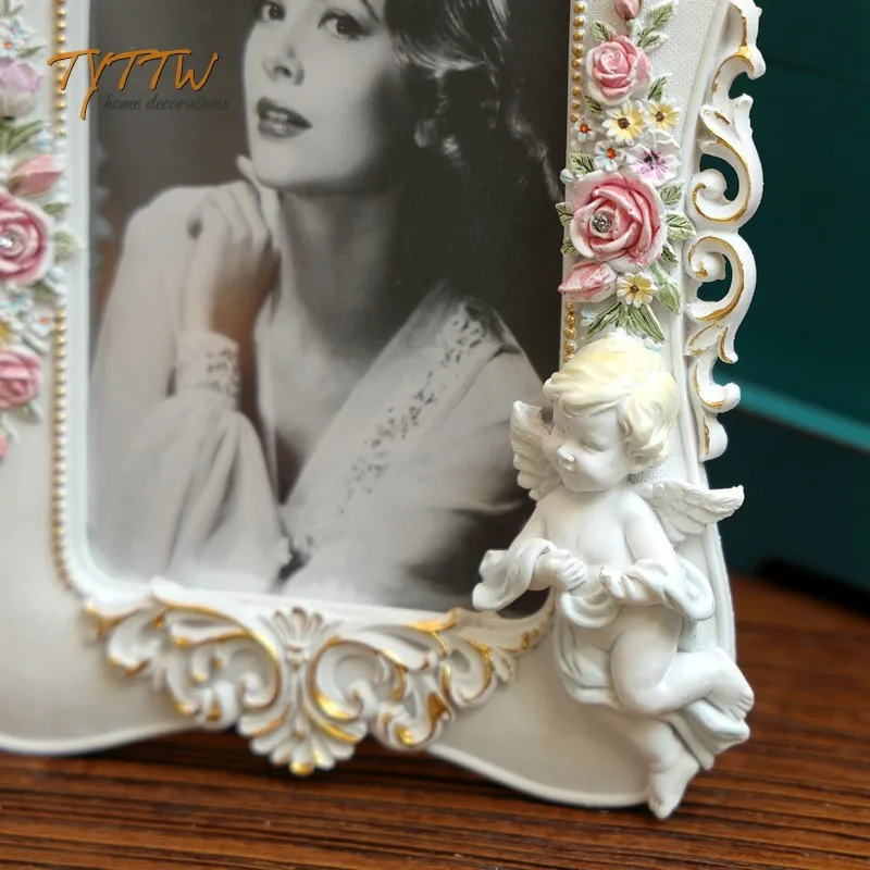Retro White Rose Border Cupid Angel Bedside Photo Frame, Desktop Foyer Showcase Window Study Room Decoration Photo Frame