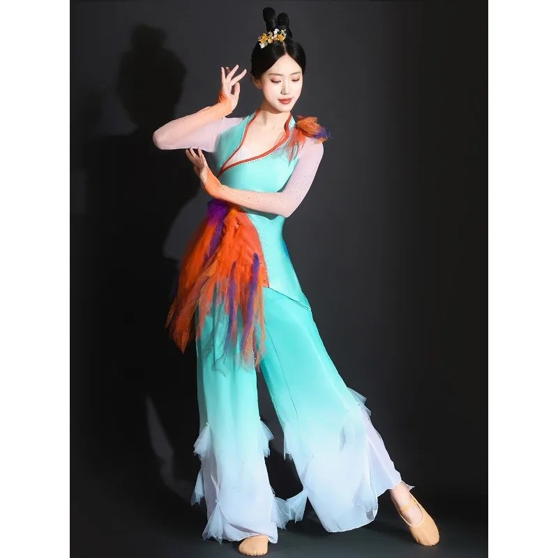 Yangge dance suit fan dance art test classical dance performance suit female elegant new