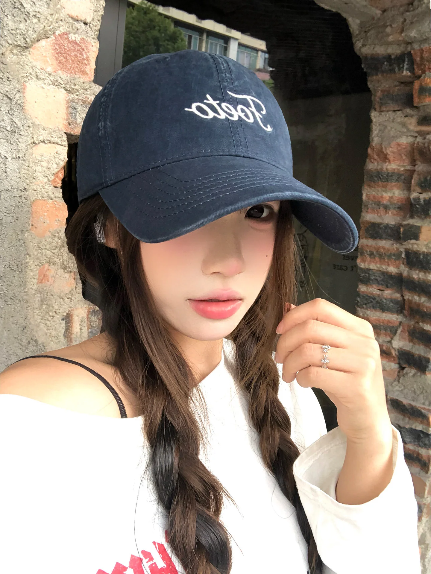 Summer New Embroidered Baseball Cap Women's Sunshade Fashion Wide Brim Face Slimming Large Head Circumference Duckbill Hat