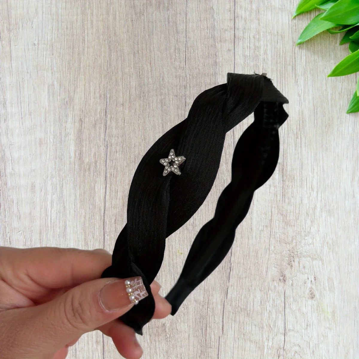 

Luxury Women's Braided Star Hair Hoop High Crown Minimalist Styling Hairband Daily Outdoor Fashion Accessory