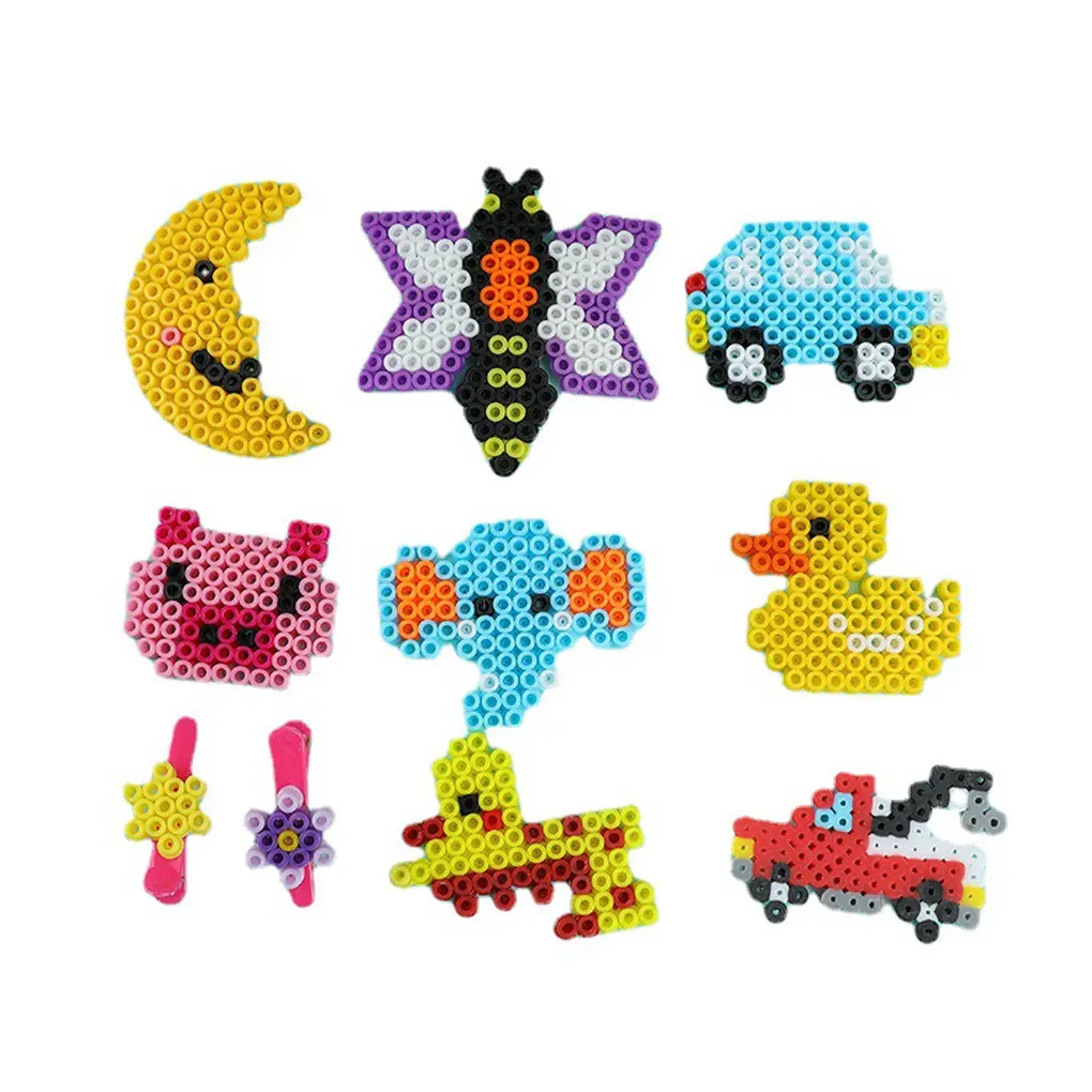 Ręcznie robiony zestaw zabawek z koralików Hama w jaskrawych kolorach dla dzieci, do samodzielnego wykonania i przyjazny dla środowiska. Kolory to 24 kolory.