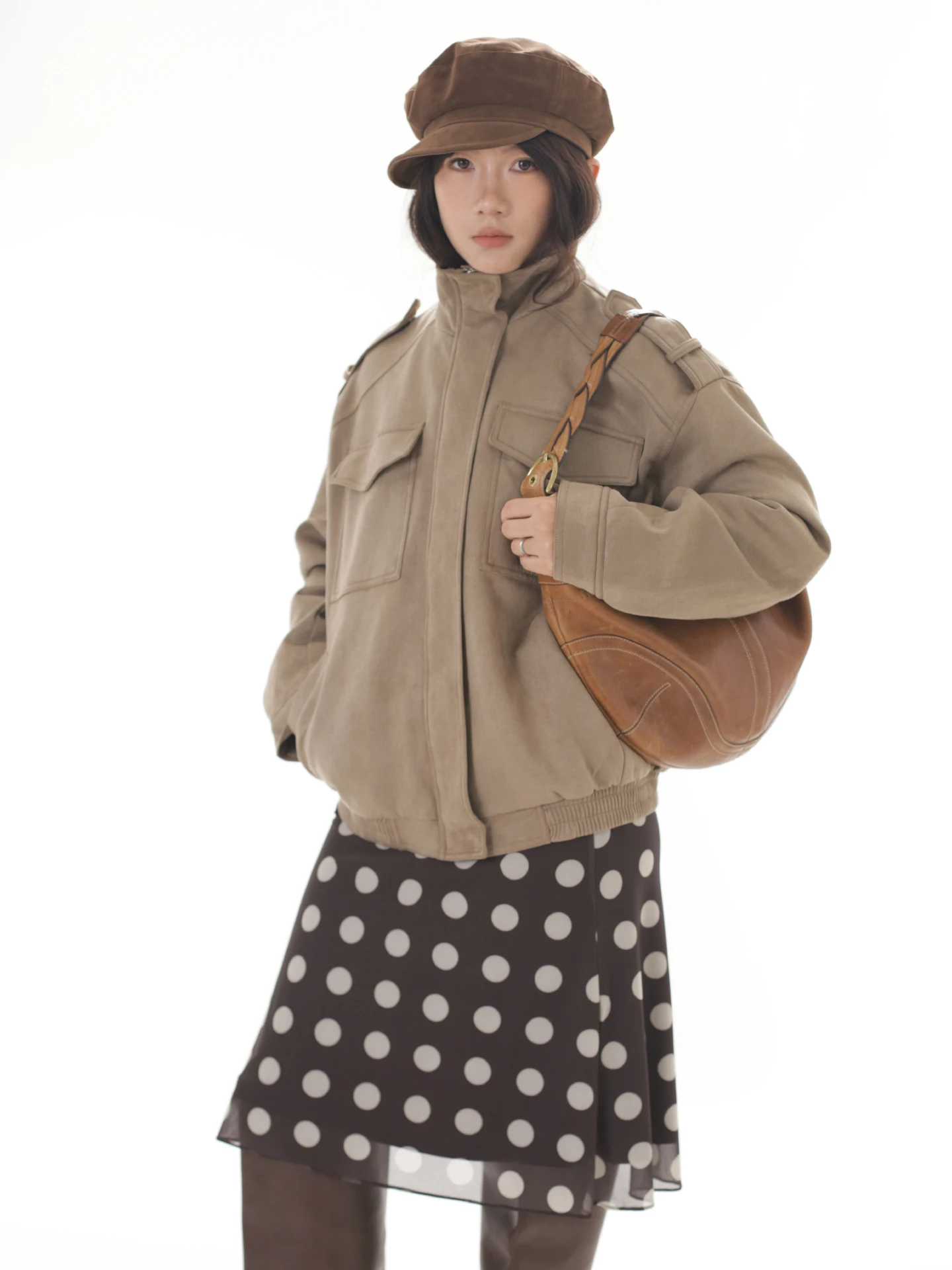 Chaqueta Retro de Gamuza Oversize con Hombros Caídos y Cuello, Estilo Workwear, Color Arena Ohmyloli, para Mujer, Moda, Prenda Exterior Corta de Poliéster