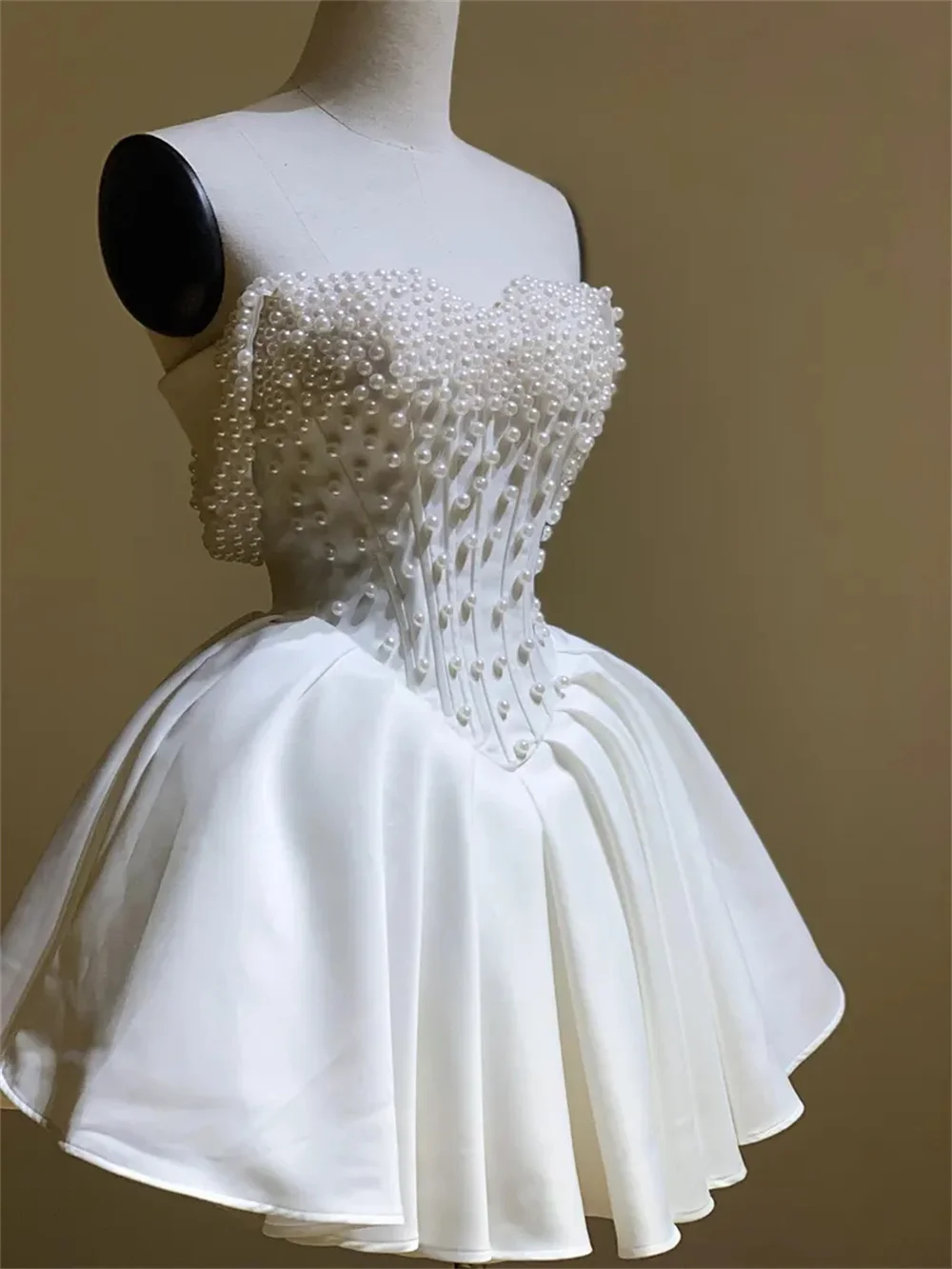Sansa White Pearls Ball Gown Prom Dresses Off Shoulder Draped Customized فساتين سهرات Knee-Length Elegant Evening Dress 2025 image 3