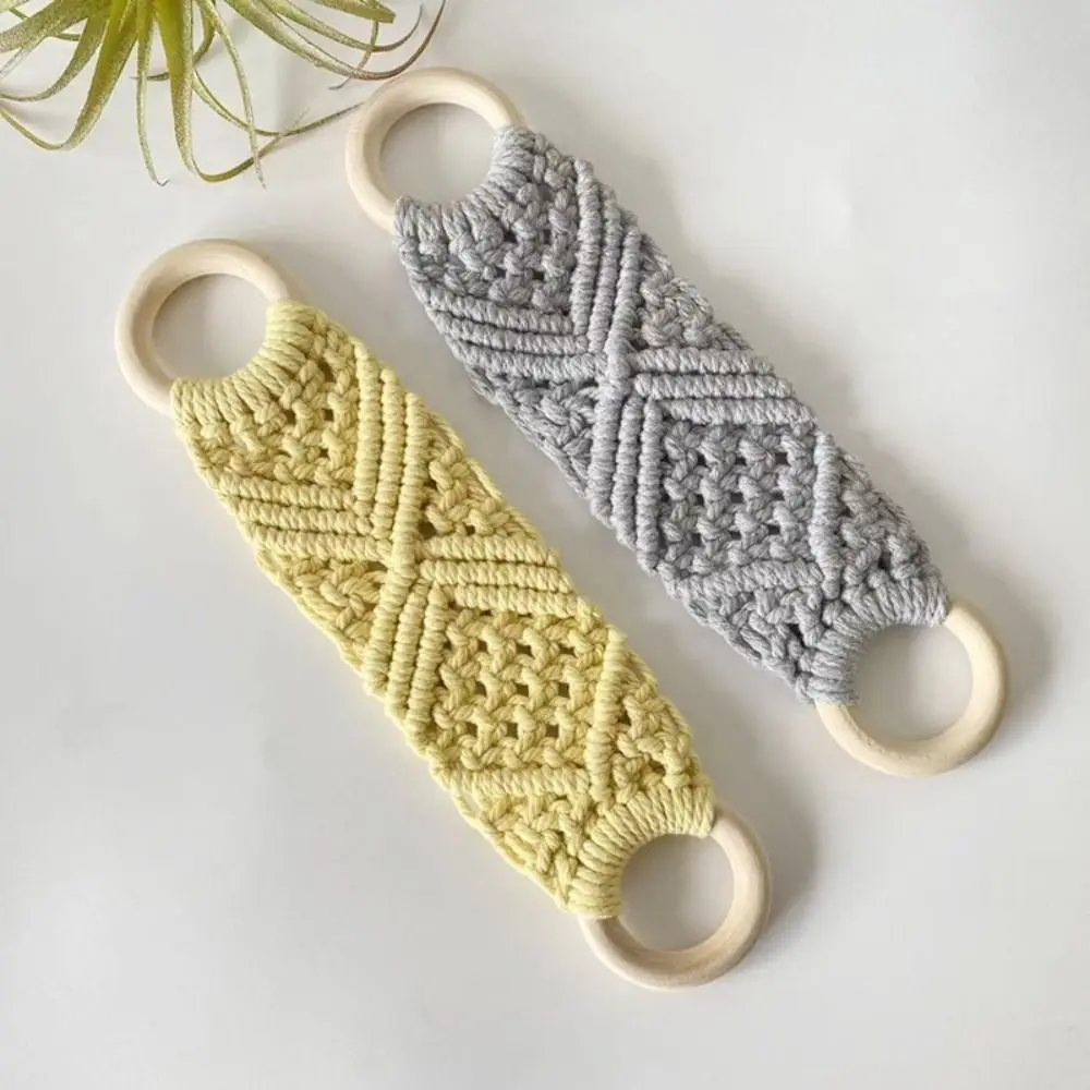 

Portable Hand-woven Dish Towel Holder Wooden Loop Hanging Crochet Towel Ring Boho Style Macrame Knit Towel Storage Rack Bathroom