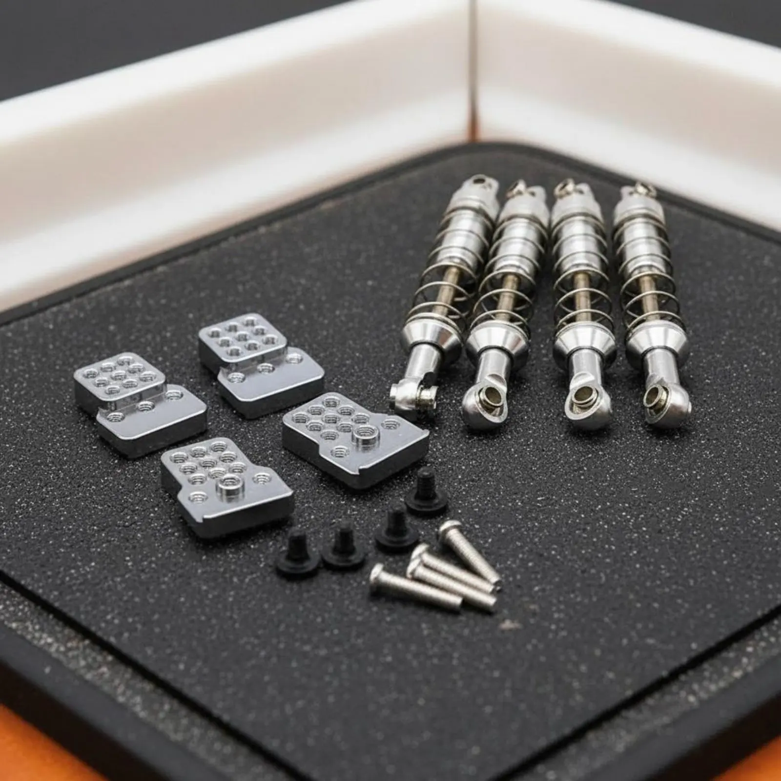 

4 Pieces RC Car Shock Absorber Threaded Frame RC Shock Absorber Set Metal Shock System Dampers Leak-Resistant Gasket