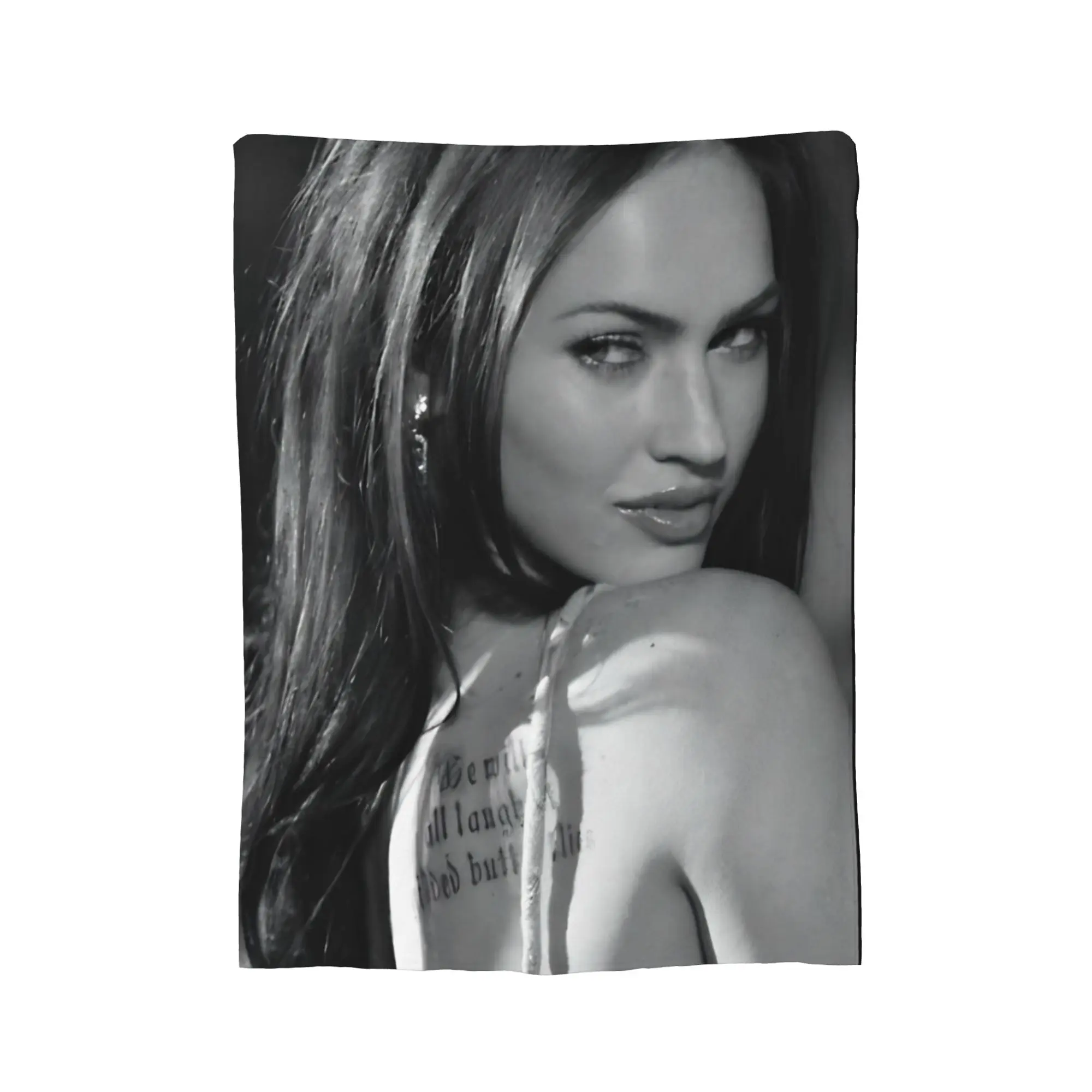 Megan Fox Blankets Coral Fleece Plush Summer Air Conditioning  Breathable Super Warm Throw Blankets for Sofa Bedroom Rug Piece