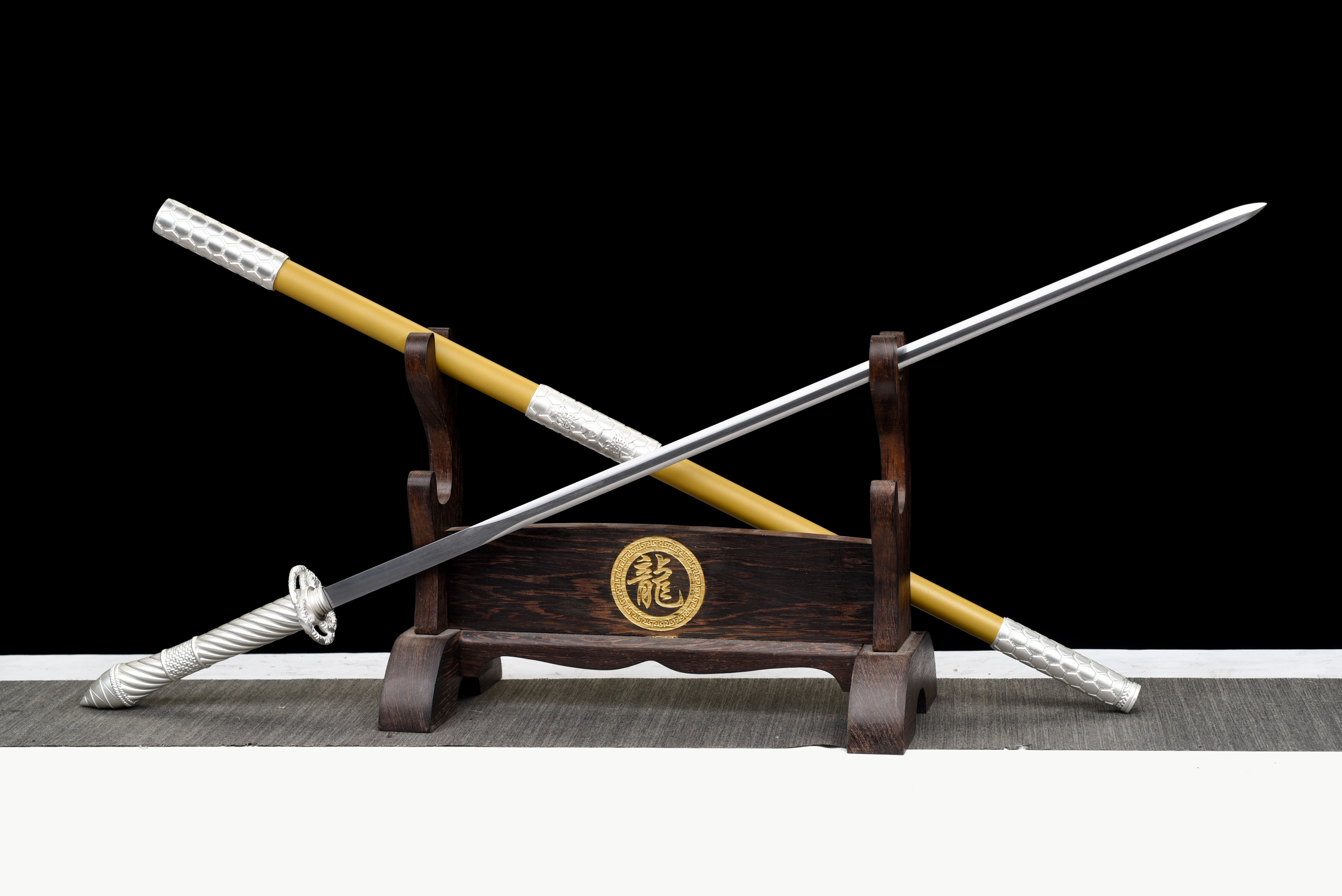 نسخة طبق الأصل وإعادة بناء العصور الوسطى الربيع الصلب الفضة القمر اليابانية سيف الساموراي أسلحة كاتانا الحادة كامل تانغ نينجا نايت