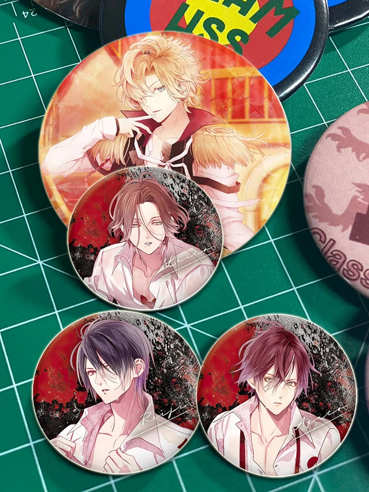 32/44/58mm Animation DIABOLIK LOVERS Reiji Ayato Laito Kanato Badge Sakamaki Shu Icons On The Backpack Badge Brooch