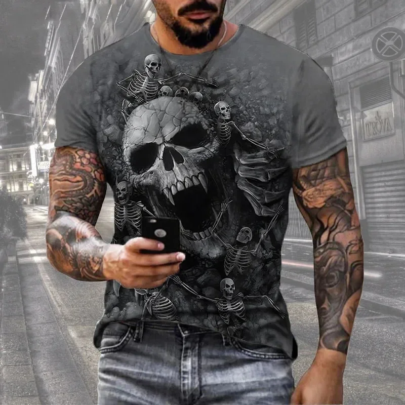 Summer Men's T-shirt with Skull Pattern 3D Printing Fashionable Short Sleeved Street Retro Men's T-shirt Oversized T-shirt image 3