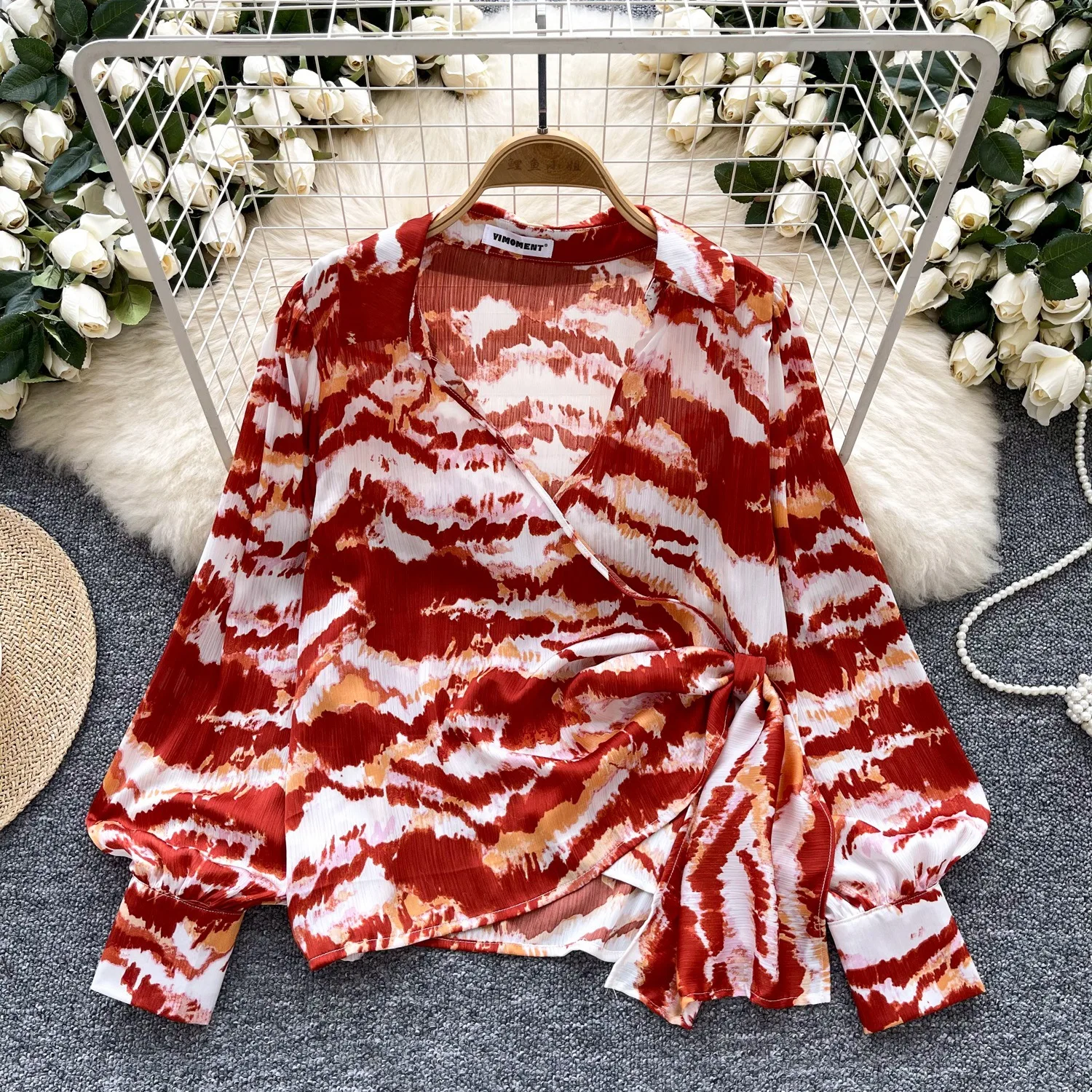 

2025 Autumn New Fashion Cross Strap Women Waist Top with Simple Printed Female Casual Long Sleeve Shirt