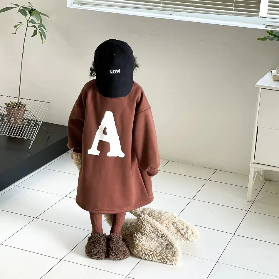 Vestido de terciopelo grueso para niñas de 2 a 12 años, sudaderas con capucha de manga larga y cuello alto, trajes casuales cálidos para niños