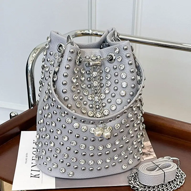 

Faionable Women's Buet Handbag Spring Autumn New Casual Cool Polka Dot Rivet Underarm Bag Soft PU Material Zipper Closure