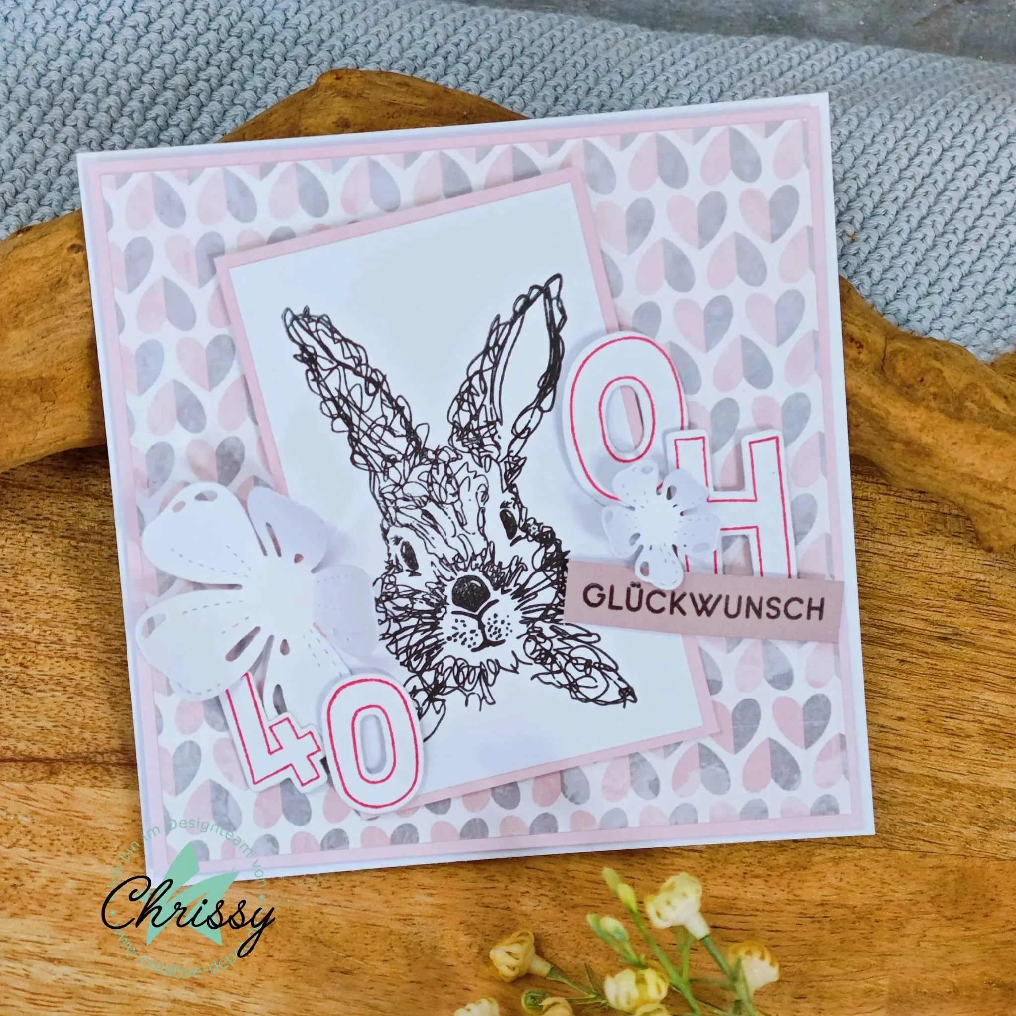 Chick Wearing Swimming Goggles and a Life Preserver Metal Cutting Dies and Stamps DIY Scrap Booking Card Stencil Paper Cards
