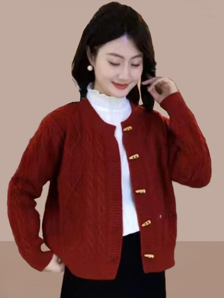 เสื้อสเวตเตอร์ไหมพรมทรงหลวมสำหรับผู้หญิงวัยกลางคน แฟชั่นฤดูหนาว รุ่นใหม่ล่าสุด เสื้อโค้ทยาว