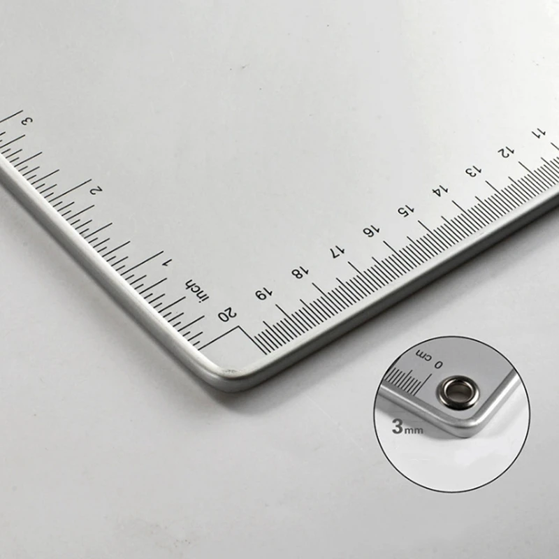 حافظة مكتبية من سبائك الألومنيوم اللامعة