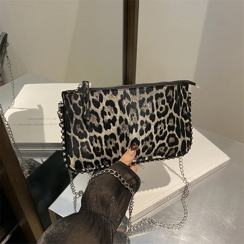 2024 New Leopard Pattern Trendy Fashion Underarm Bag Light Luxury Versatile Chain Shoulder Slant Cross Bag