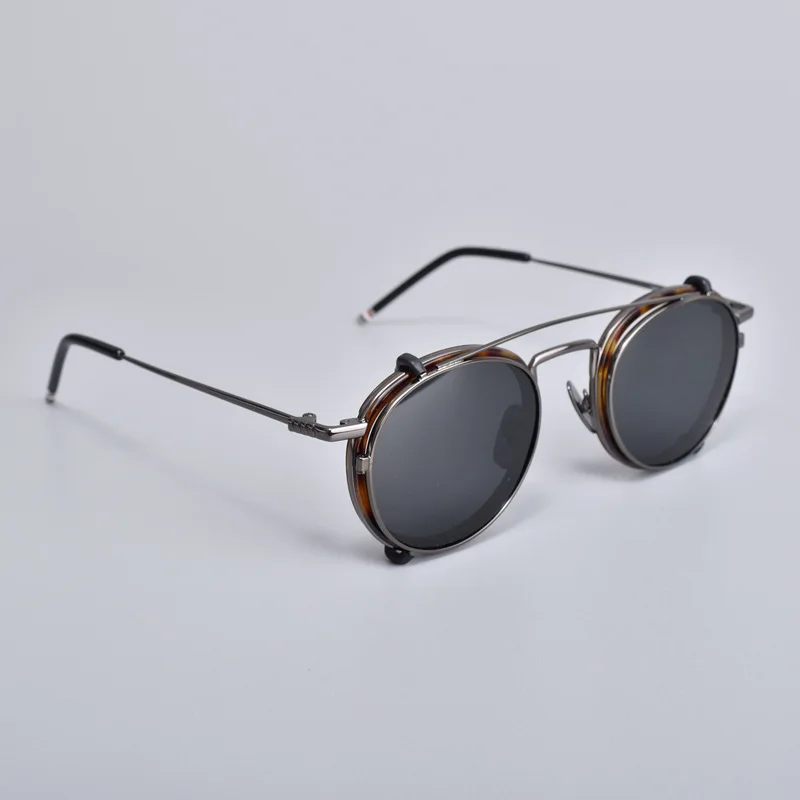 New Fashion Trend Luxury Vintage Pure Titanium Magnetic Clips-On Sunglasses Retro Shield Design Simple Pilot Style High Quality