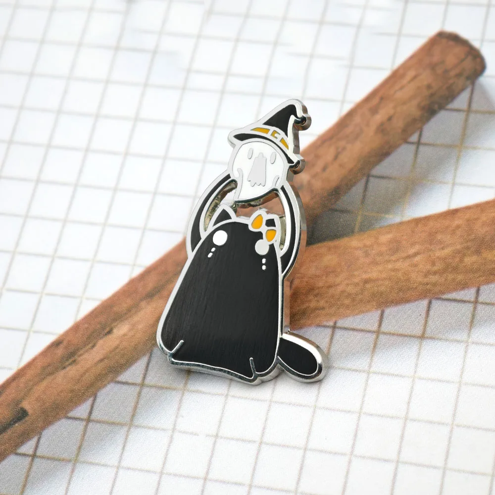 Niedliche Halloween-Geisterkatze, Emaille-Anstecknadel, schwarze Katzen-Brosche, Hexenhut, Reversnadel, Metallabzeichen, Kawaii, Gothic, Tier-Schmuck, Accessoire, Geschenk – Detail 6