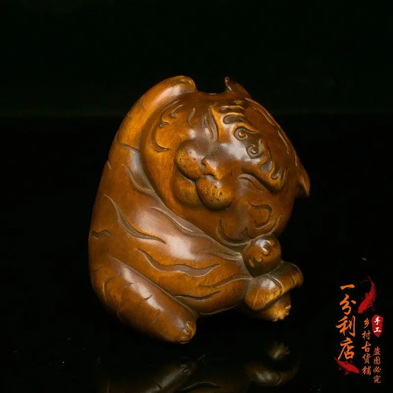 Hand Carved Wood  sport tiger Statue Figurine Desktop Ornaments Home Decoration Crafts Tea Pet Decor