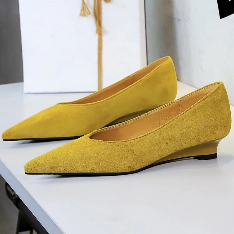 

BIGTREE Shoes Women Wedge shoes Suede Low heeled shoes pointed tip Advanced wedge heels Fashion Career Office Shoes Women Pumps