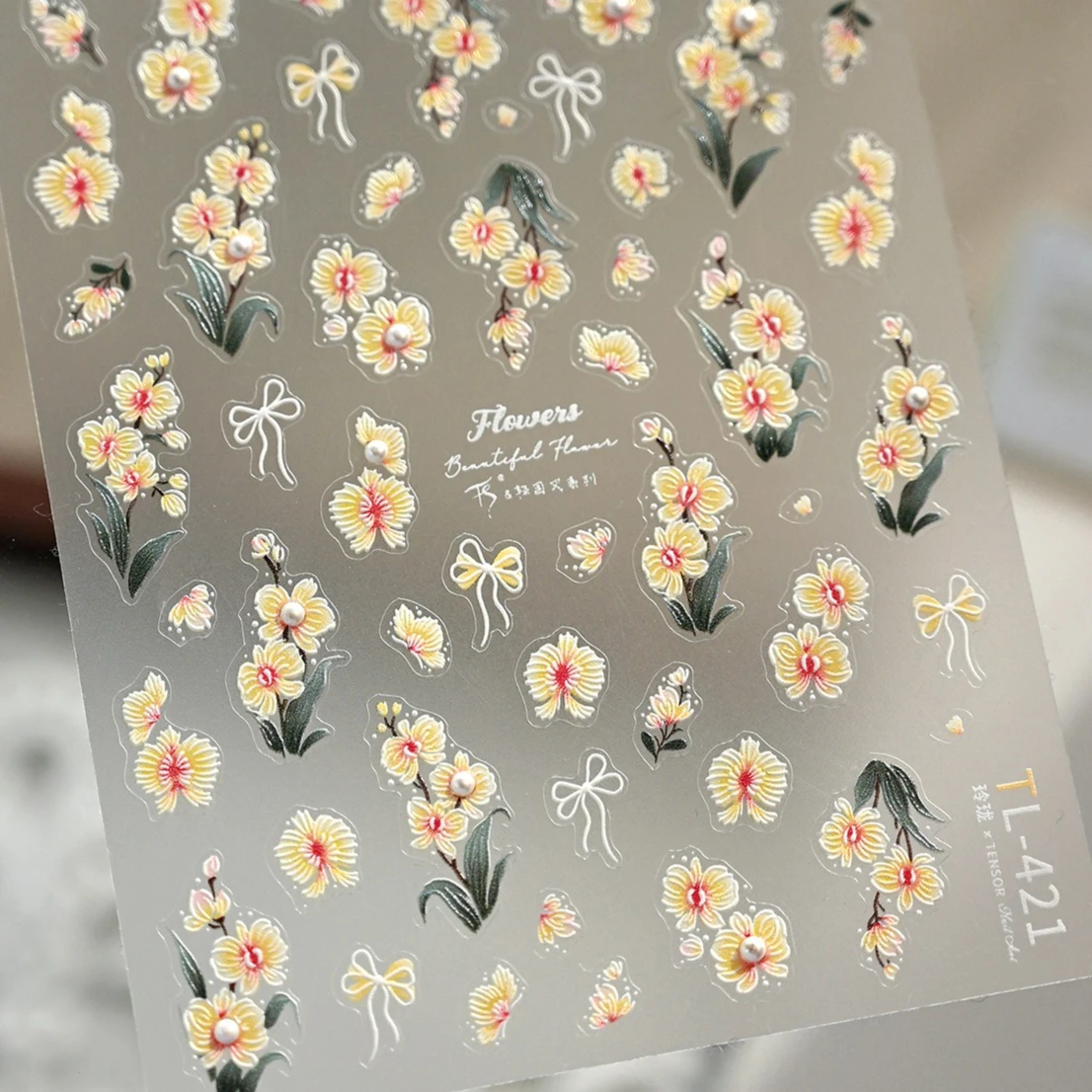 Autocollants de décoration pour ongles, fleur jaune clair, nœud papillon, pétale brodé, feuille de Rose, bourgeon de fleur de pêche, perle, DIY bricolage