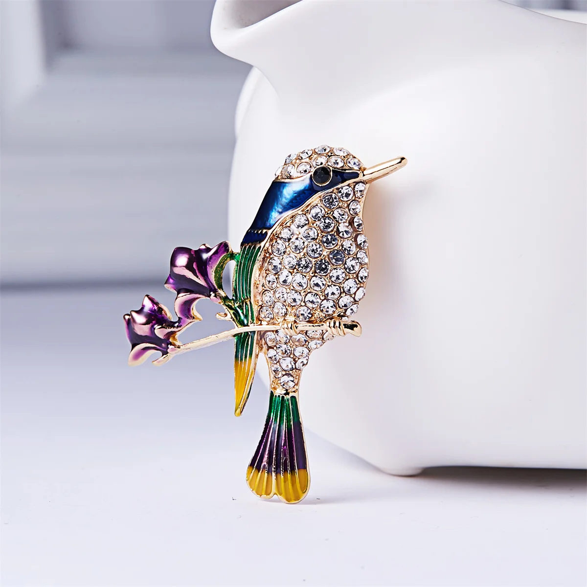 Delicate Rhinestone Birds Sitting On Branches Brooches For Women Enamel Crystal Flying Bird Parrot Clothes Lapel Pins Jewelry