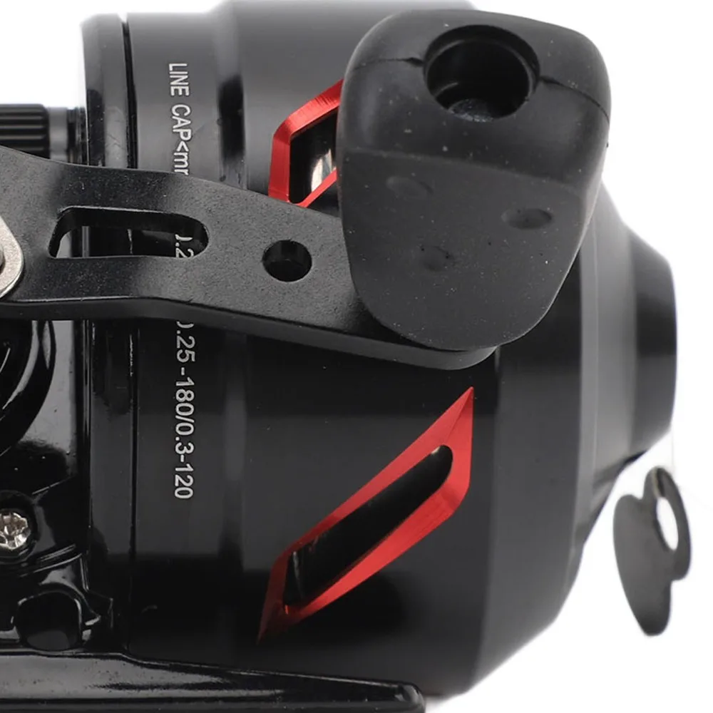 3.9:1 Gear Ratio Fishing Reel Left Right Retrieve 3+1 Bearing High Speed Reel 3.75kg Brake Force Fishing Lure Reel Fishing Gear